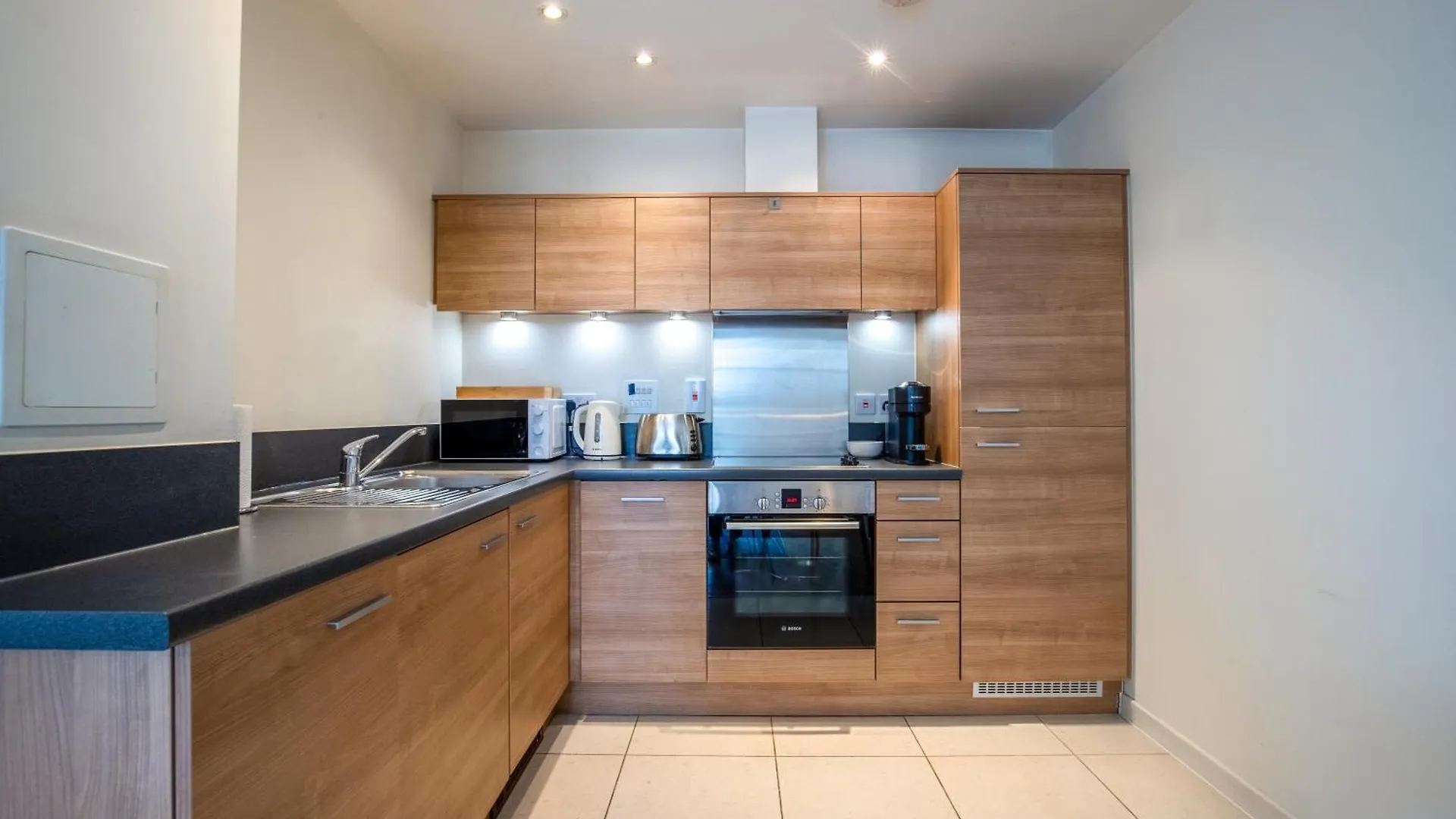 Londwell, City & Limehouse Balcony Suite - City Views London United Kingdom