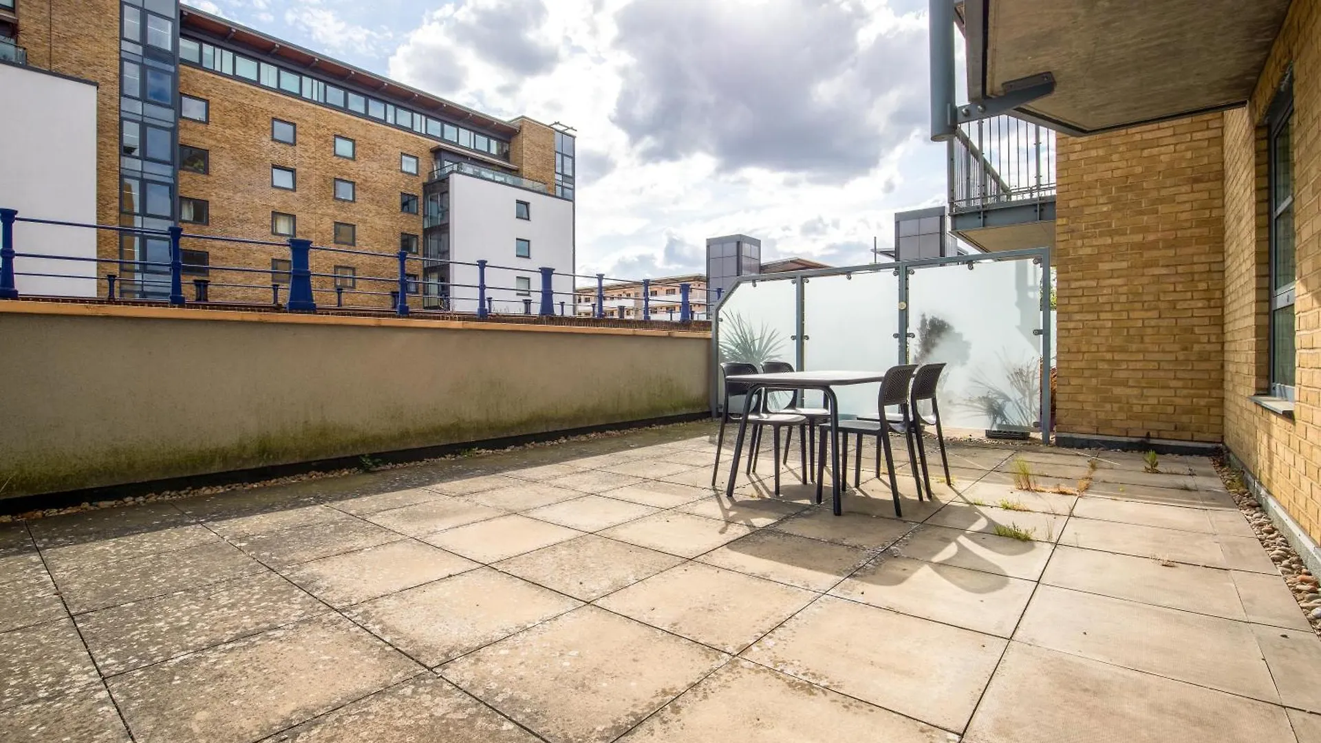 Apartment Londwell, City & Limehouse Balcony Suite - City Views London